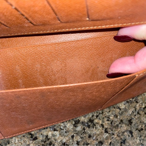 Louis Vuitton Wallet - Picture 3 of 15